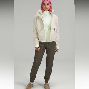 Lululemon Dance Studio Mid-Rise Jogger *Full Length Army Green 6